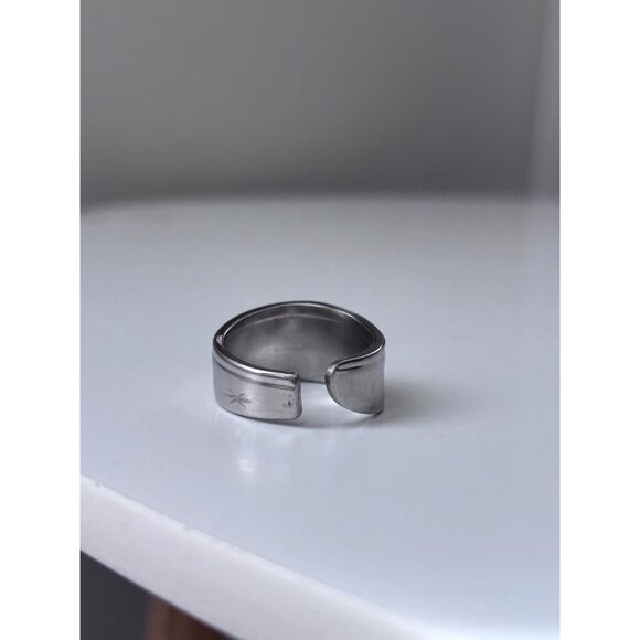 Handmade Star Spoon Ring - Size 9 mid-century Starburst Silverware Band Silver - Picture 4 of 7